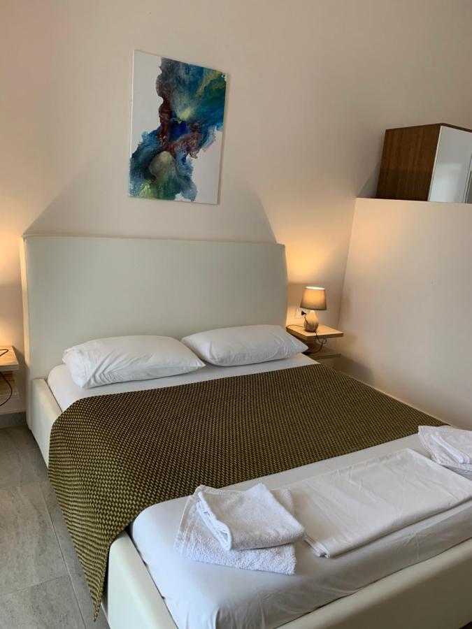 Guesthouse Riviera "Xh&M" Дхерми Экстерьер фото